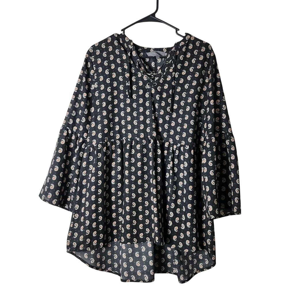 Sunday in Brooklyn‎ Blouse Size Large Black Paisley Lace Up Bell Sleeve